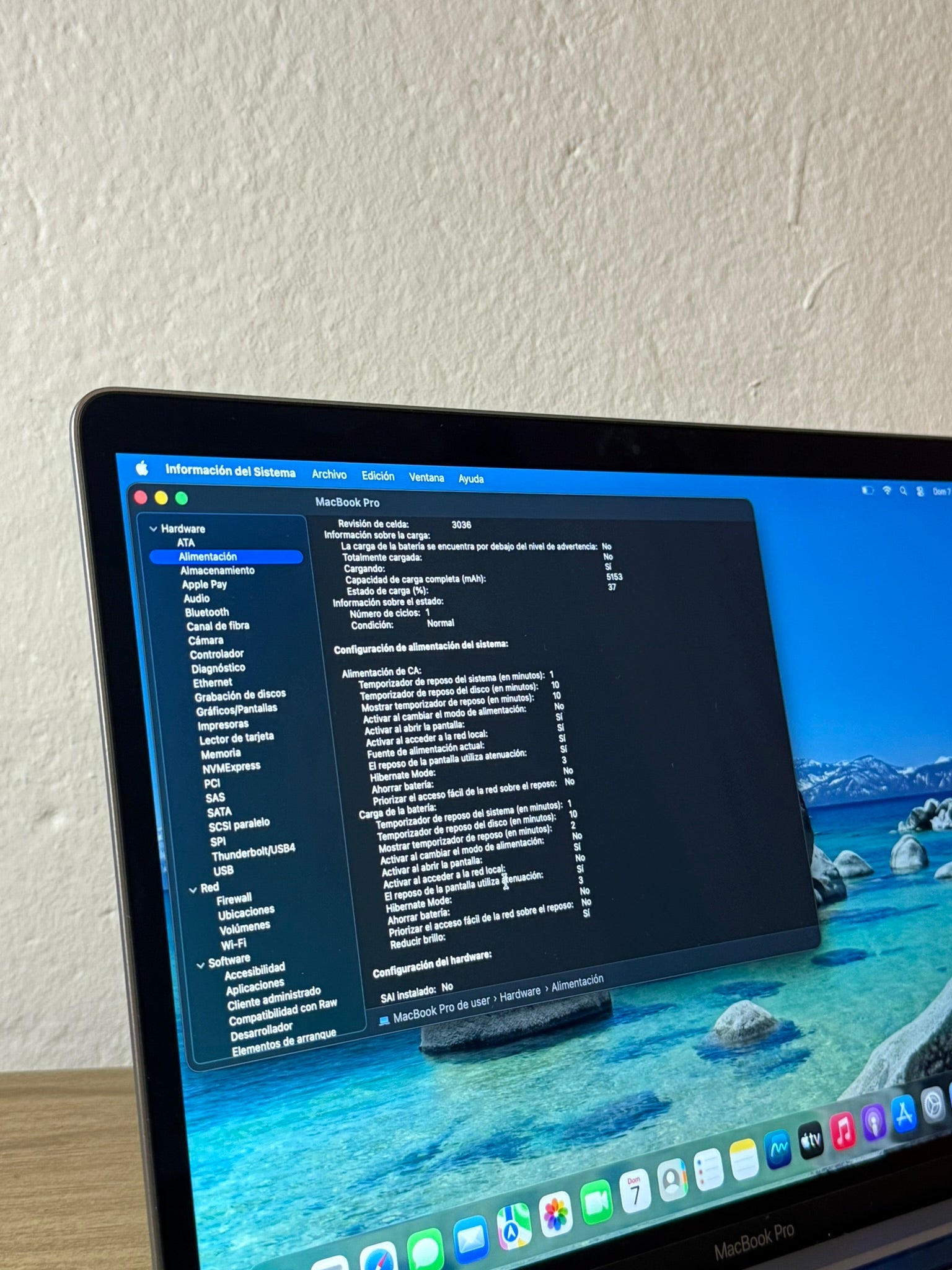 MacBook Pro 13" 2020 (i7 / 16GB / 512GB) - Batería 0 Ciclos