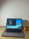 MacBook Pro 13" 2020 (i7 / 16GB / 512GB) - Batería 0 Ciclos